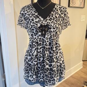 Y2K Leopard Print Babydoll Top \ Vintage Y2K 2000s Grey and Black JORDAN Blouse